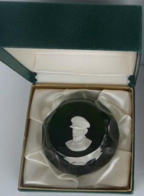 1968 General MacArthur, sulphide, Crystal d'Albret, with original box